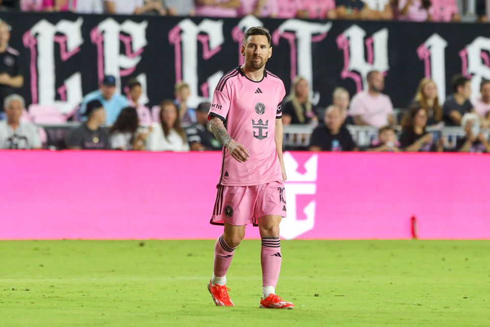 Adjunto do Monterrey pede desculpa após chamar Messi de «anão possuído»