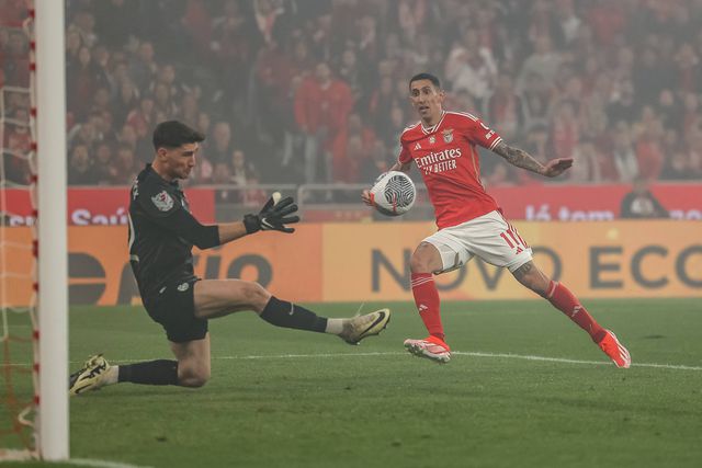 Sporting: a 'ajuda' de Di María a Franco Israel