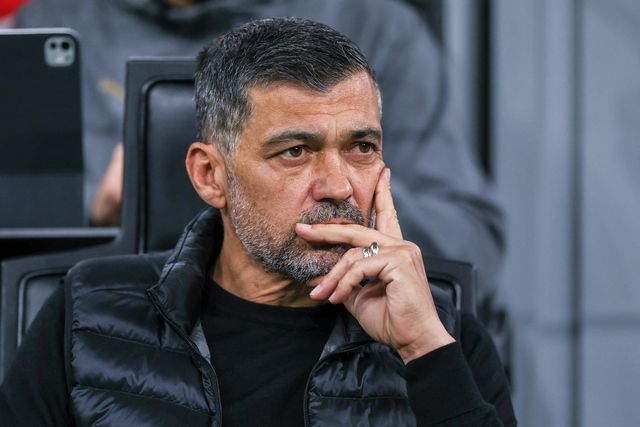 Sérgio Conceição prepara-se para perder duas figuras do Milan no verão
