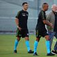 Árbitro Marco Guida ao lado do presidente do Nápoles, Aurelio De Laurentiis