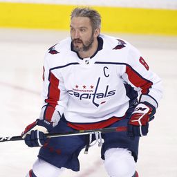 Ovechkin bateu recorde com mais de 30 anos do hóquei no gelo