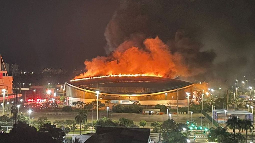 Incêndio no Velódromo do Parque Olímpico do Rio de Janeiro (D.R.)