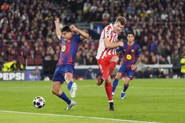 Sorloth marcou o segundo golo do Atlético Madrid em Camp Nou - FOTO: EPA/Siu Wu
