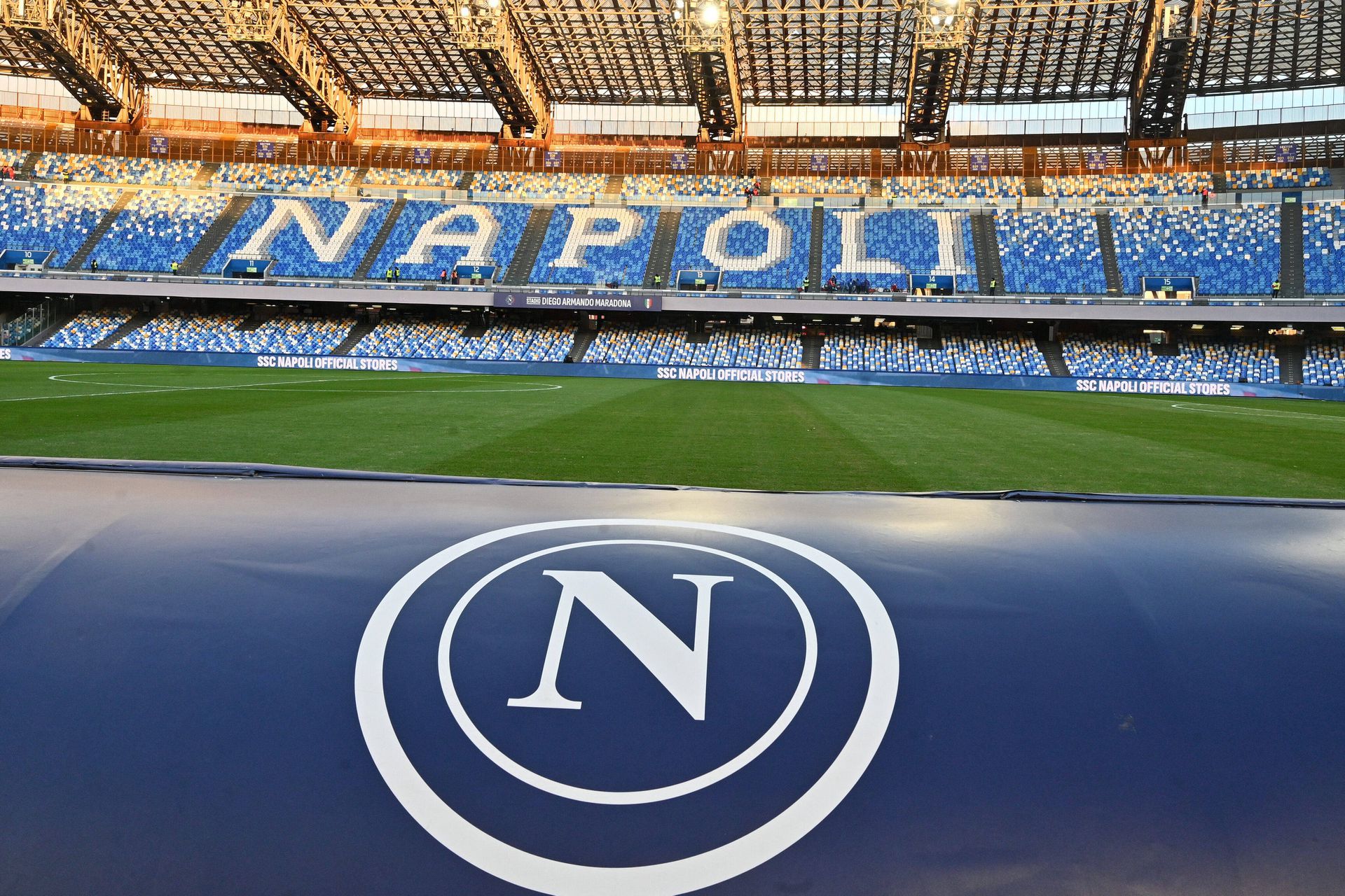 Nápoles: na mesma época, caiu nos 'quartos' da Taça das Taças diante do OFK Beograd - Foto: IMAGO