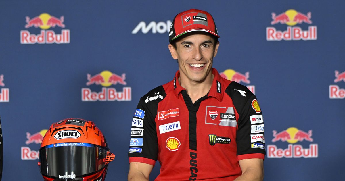 «O primeiro milhão deixei-o no banco»