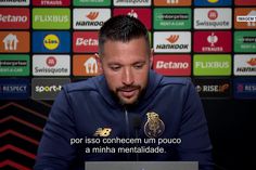 Farioli dá a opinião sobre lance polémico entre Gustavo Sá e Zaidu