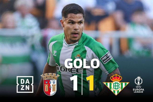 Gorby comete penálti e Cucho Hernández não desperdiça