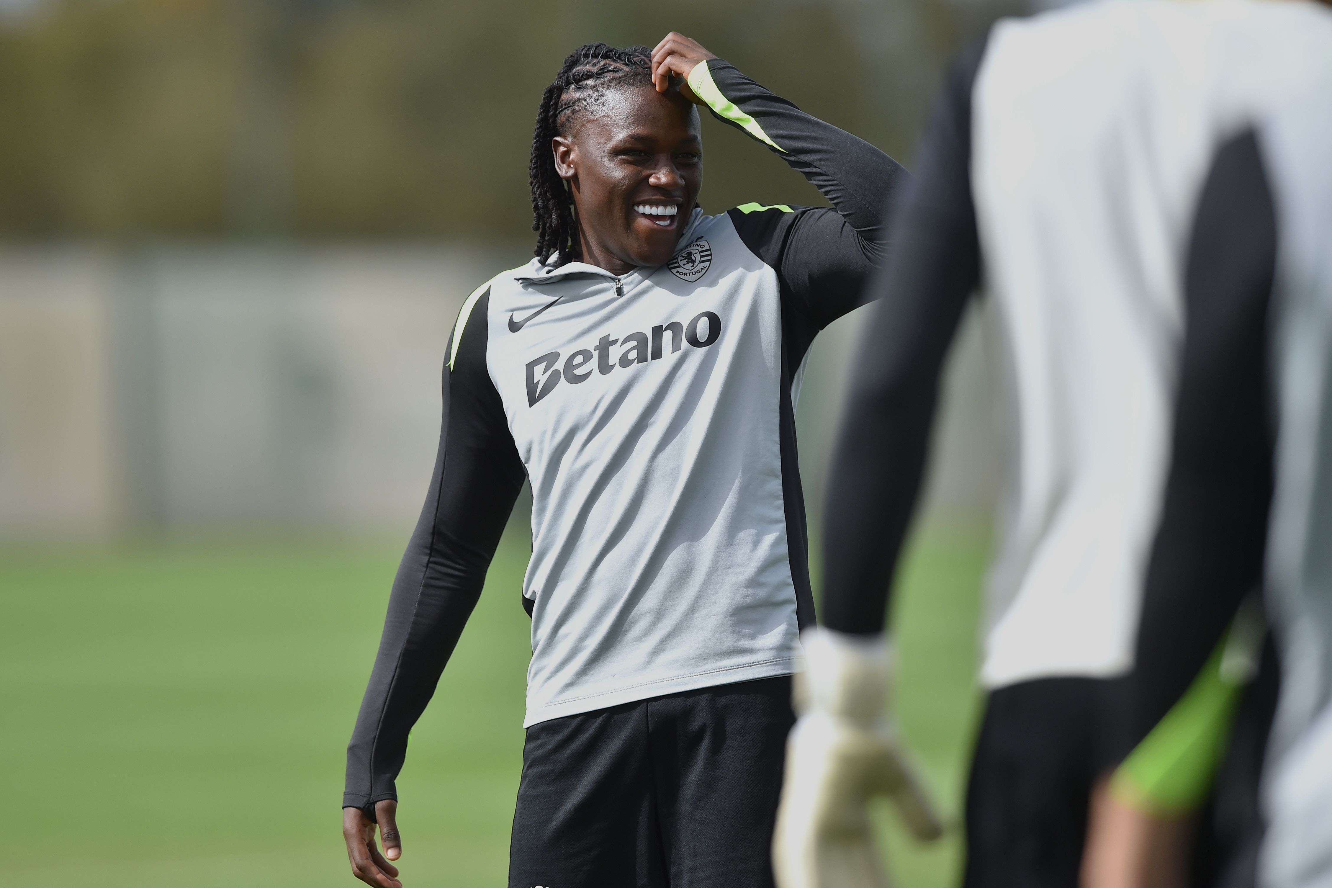 Quenda está preparado e será opção no duelo do próximo sábado com o Estrela da Amadora - Foto: MIGUEL NUNES