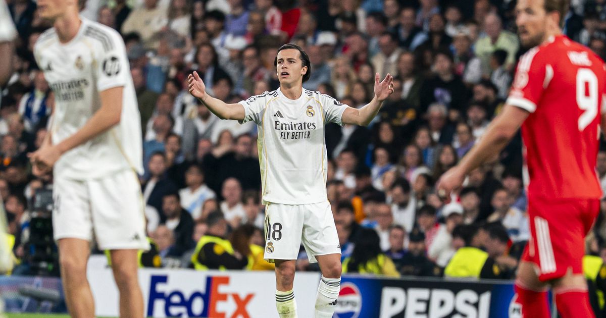 Ex-Benfica com noite de pesadelo na Champions