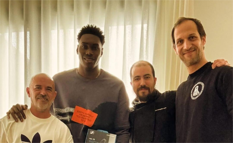 Samu quer ser DJ (Foto: Danceplanet/Instagram)