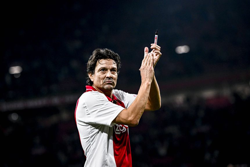Jari Litmanen está de volta ao ativo