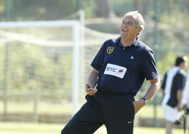 A estagiar com o Al Ittihad em Portugal, no verão de 2010 (foto A BOLA)