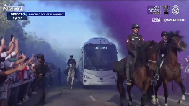 Ambiente escaldante na receção ao autocarro do Real Madrid