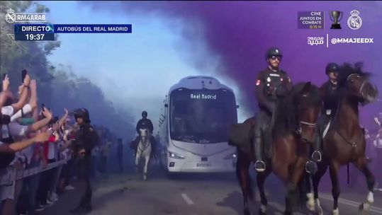 Ambiente escaldante na receção ao autocarro do Real Madrid