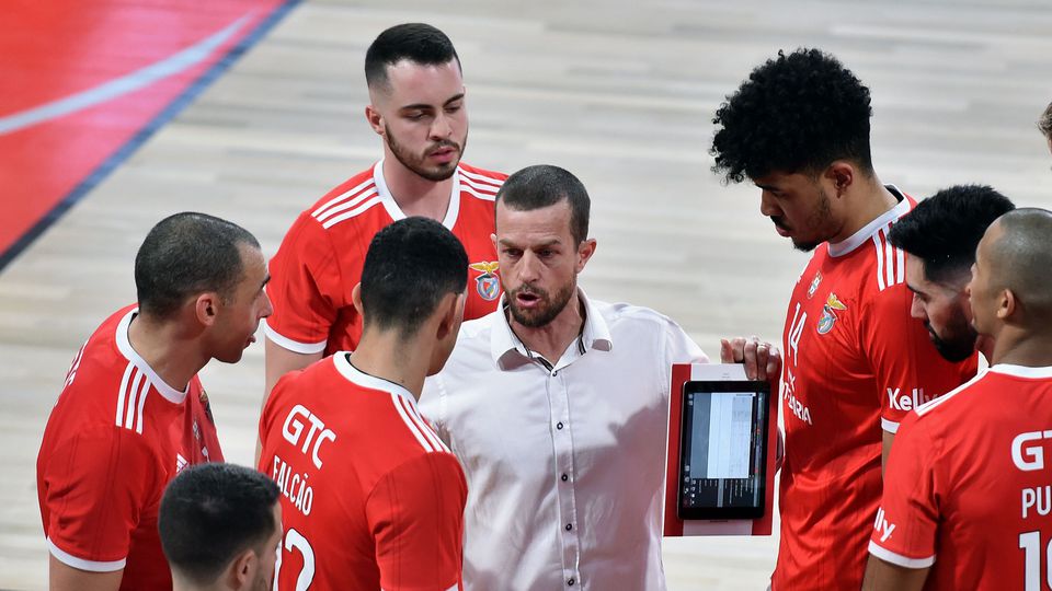 Benfica conhece caminho para a fase de grupos da Liga dos Campeões