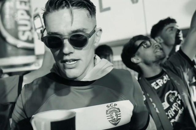 Abraços, brindes e muita alegria: assim foi a festa do campeão nacional