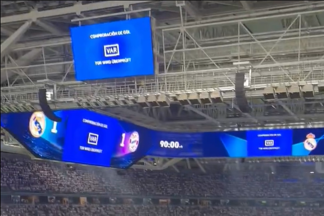 A explosão do Santiago Bernabéu quando o árbitro confirmou a reviravolta do Real Madrid