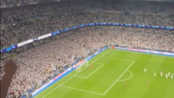 A explosão do Santiago Bernabéu quando o árbitro confirmou a reviravolta do Real Madrid
