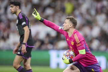 Vídeo: Neuer facilita e oferece o empate a Joselu