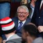 Nem Alex Ferguson resistiu a celebrar expulsão (vídeo)