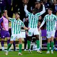 Betis sobrevive a jogo louco e está na final da Conference League