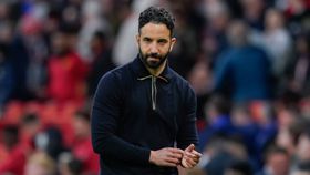 «Mais uma vez, Amorim consegue distanciar-se dos problemas do Manchester United»