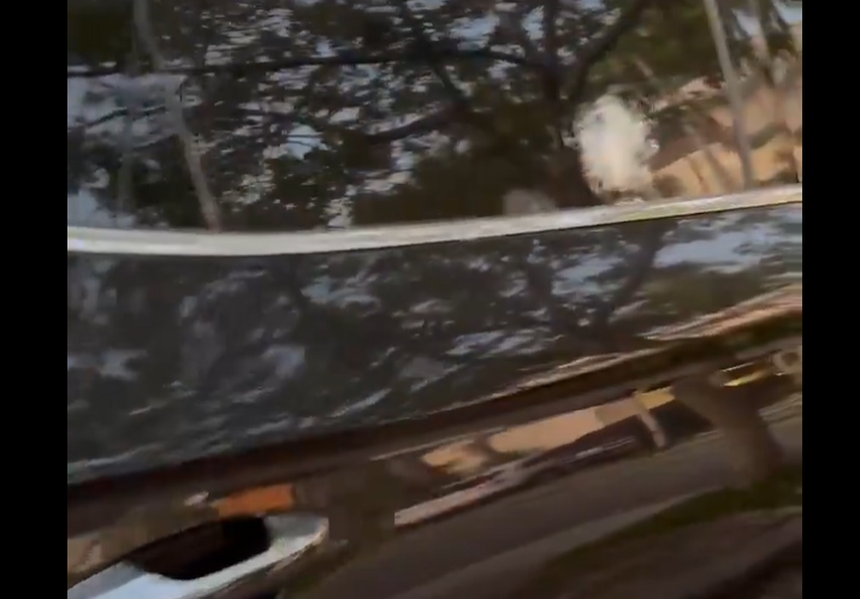 Viatura blindada de Rossi, do Flamengo foi atingida por vários tiros