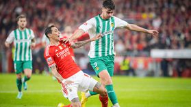 Vitória de Guimarães: antigo internacional jovem português formado no Benfica está na lista de reforços