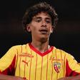 Mezian Soares - ainda nem tem 17 anos e já ganhou uma Supertaça de França e fez uma assistência na Champions League. O jovem tem entusiasmado o Lens e a Ligue 1. Foto: Ligue 1/X