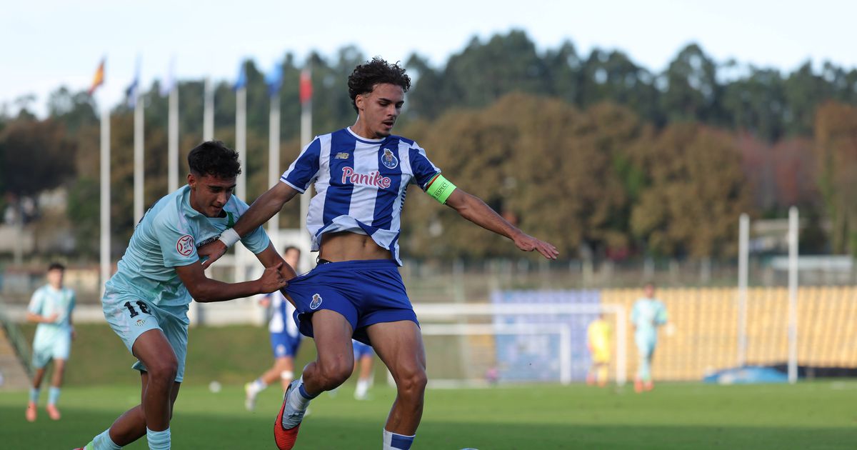 FC Porto: clubes ingleses e da Liga já estavam em cima de pérola do Olival