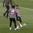 Mbappé e Tchouaméni no treino do Real Madrid