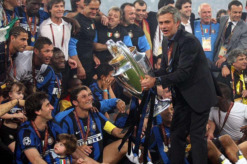 José Mourinho tem duas Champions no currículo - Foto: IMAGO