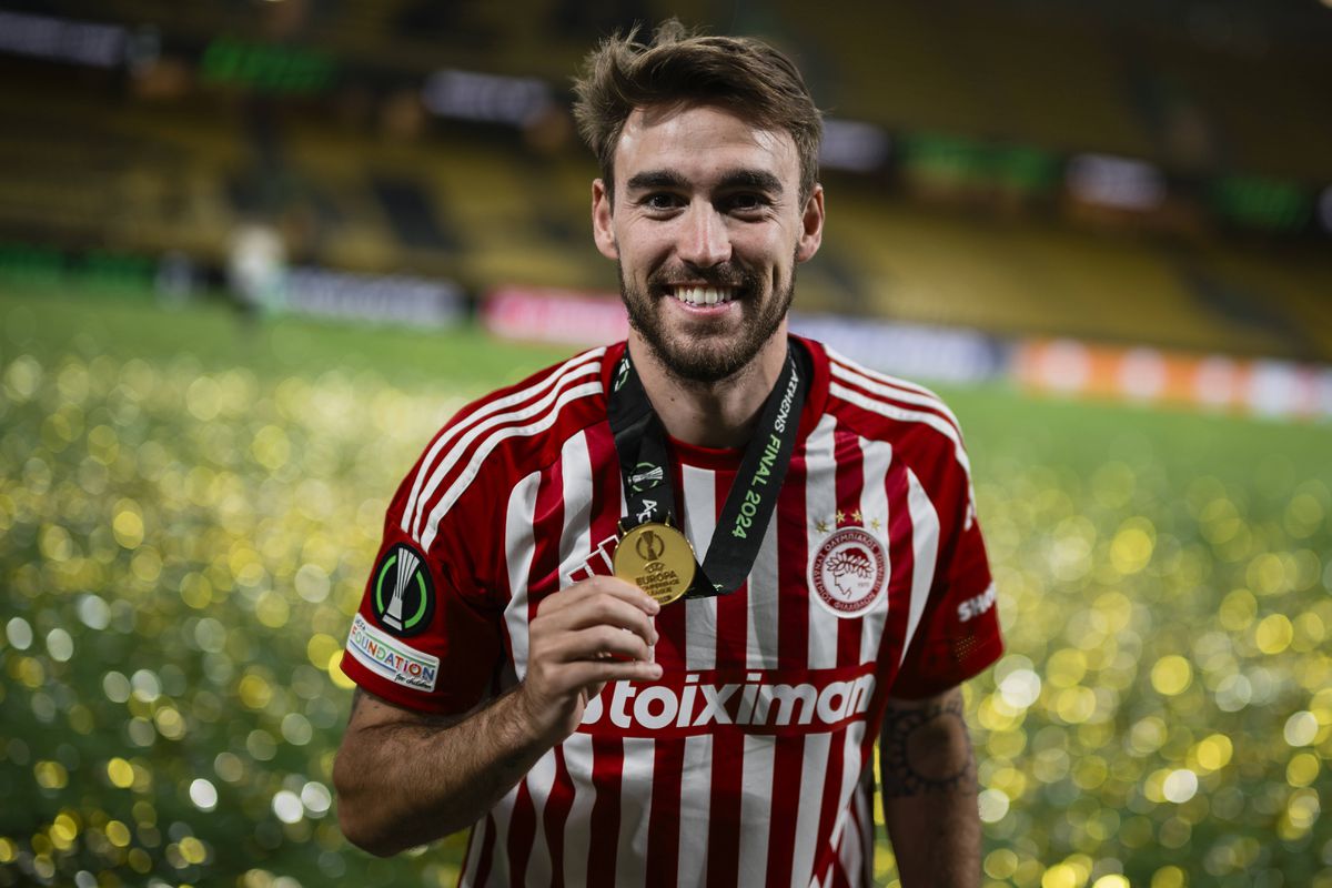Mercado oficial André Horta no Olympiakos Abola.pt