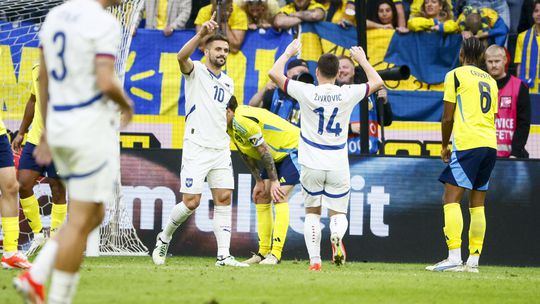 Sérvia vence na Suécia antes do Euro