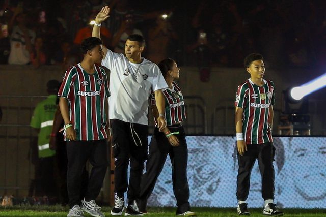 Vídeo: Thiago Silva bate recorde de apresentação no Fluminense e garante: «Não é para passear»