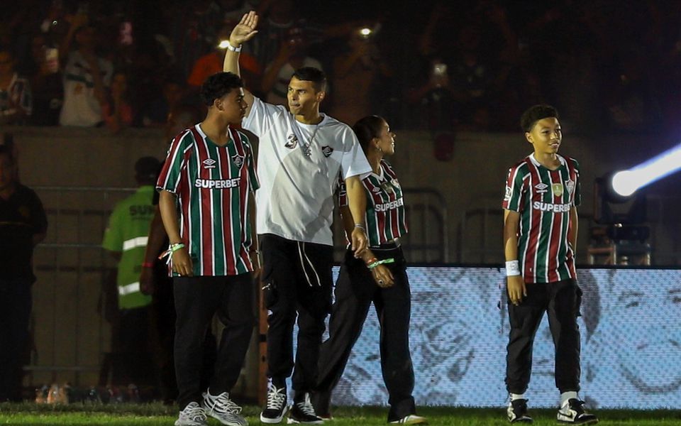 Vídeo: Thiago Silva bate recorde de apresentação no Fluminense e garante: «Não é para passear»
