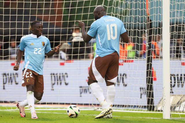 Bélgica domina e bate Luxemburgo