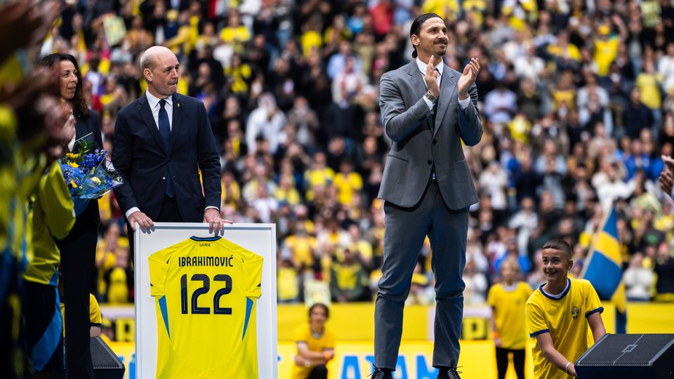 Ibrahimovic: «25 anos depois posso dizer que sou o melhor de sempre»