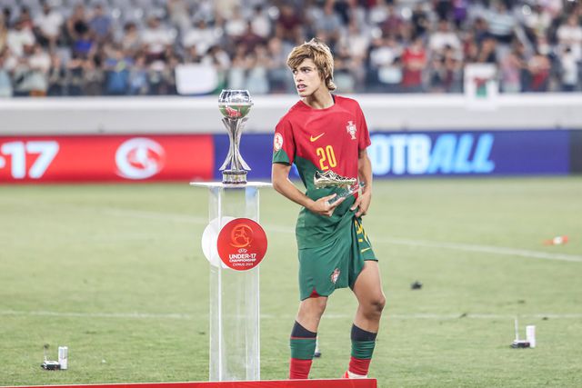 Sub-17: dois portugueses no onze ideal do Europeu