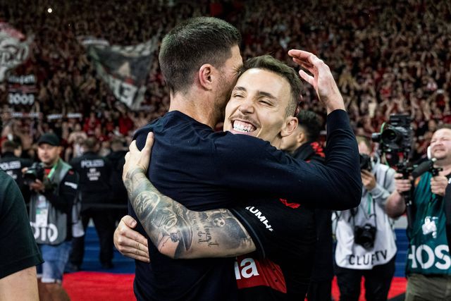 «Xabi Alonso transformou Grimaldo num dos principais jogadores da Bundesliga»