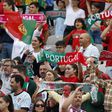 O hino de Portugal cantado no Estádio do Jamor