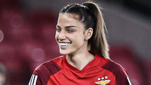 Benfica oficializa saída de Paige Almendariz