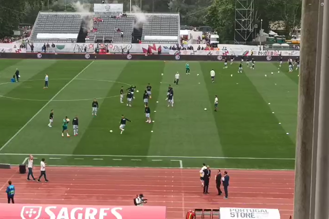 Cristiano Ronaldo, Francisco Conceição, Pepe e Diogo Jota no aquecimento