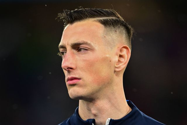 Bozeník entra em lote restrito de jogadores do Boavista