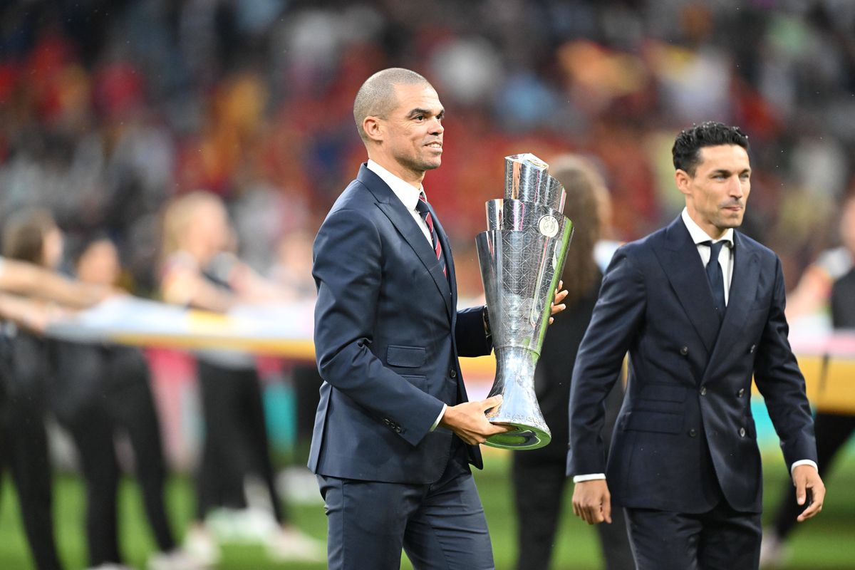 Pepe: «Quando saímos do Euro disse que a Seleção ia aprender muito com isso»