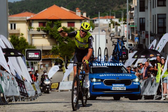 Artem Nych é o primeiro líder do GP Douro Internacional