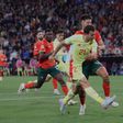 Golo... e polémica: Oyarzabal volta a dar a vantagem aos espanhóis (vídeo)