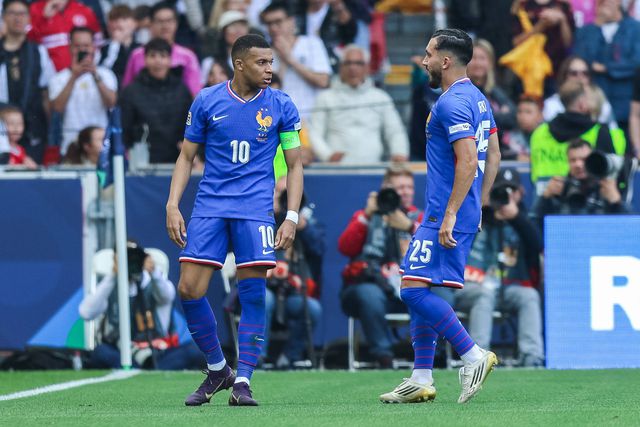 Apito final: Mbappé lidera França e verga a Alemanha