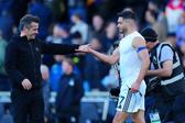Marco Silva cumprimenta Raúl Jiménez (IMAGO)