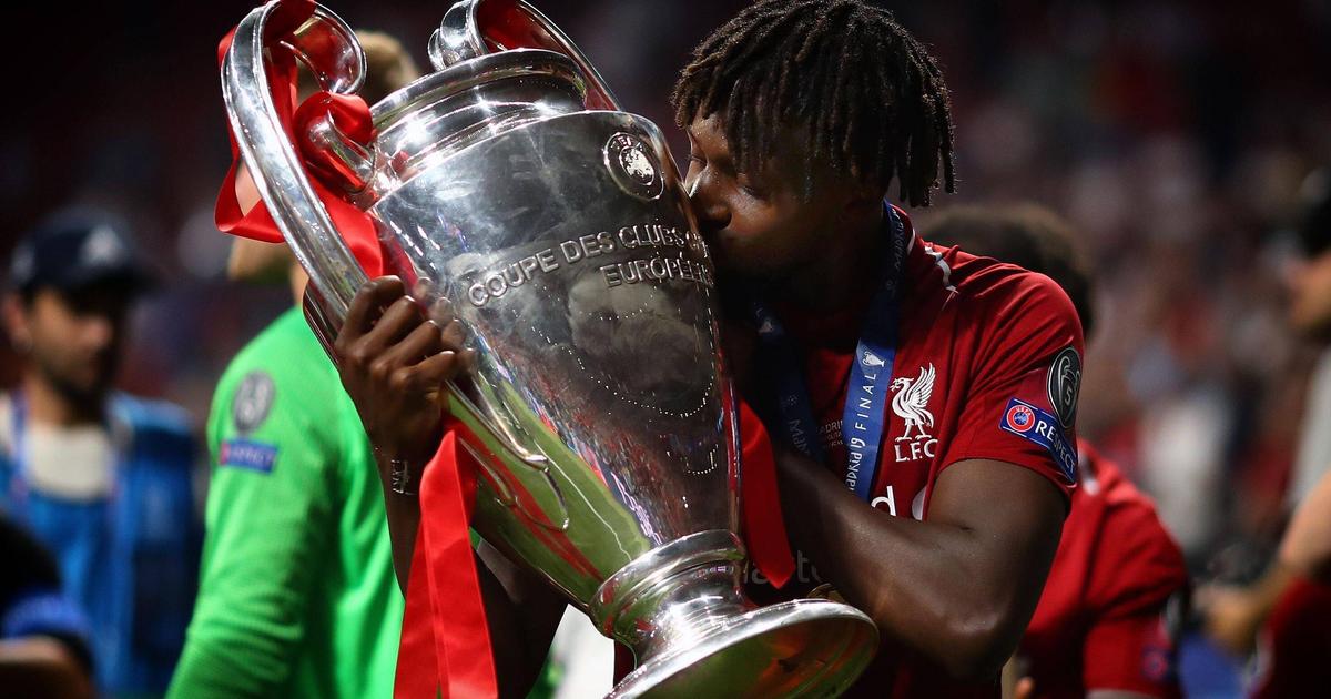 Herói do Liverpool caído em desgraça anuncia refor
